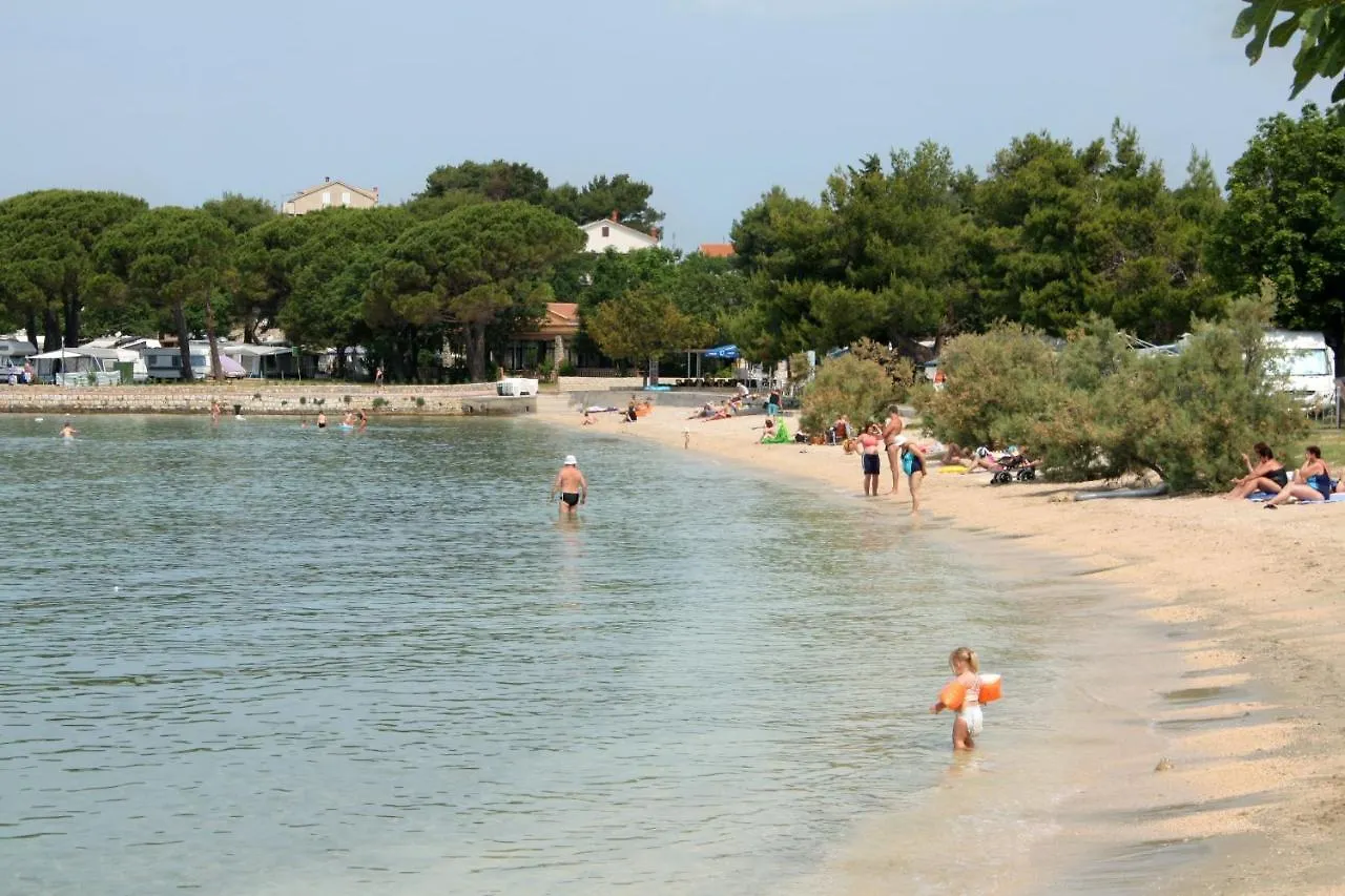Apartments By The Sea Banjol, Rab - 16638 Croatia